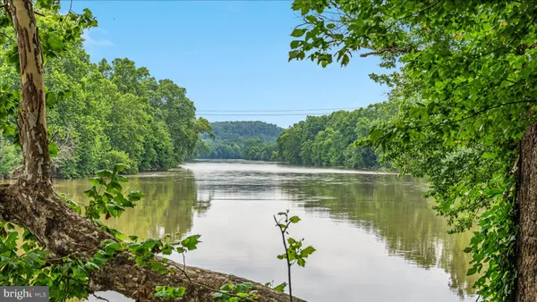 $379,900 | 1048 Wine Street, Front Royal, VA 22630