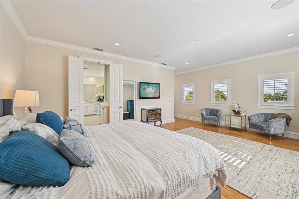 1121 Morningside Place Sarasota, FL 34236 - Photo 35 of 76