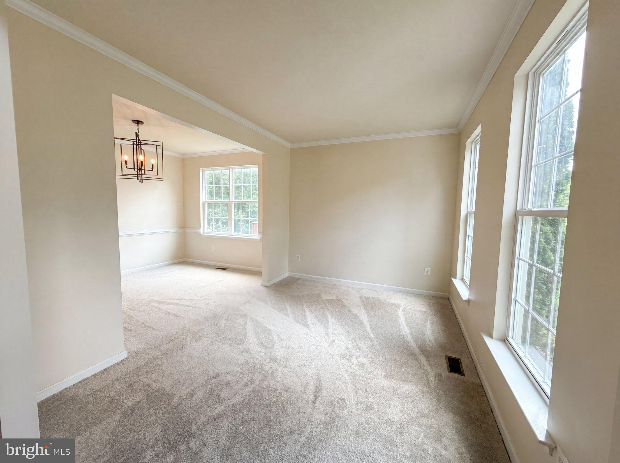 7923 Fawn Run Jessup, MD 20794 - Photo 8 of 22 Bright and airy open living space.