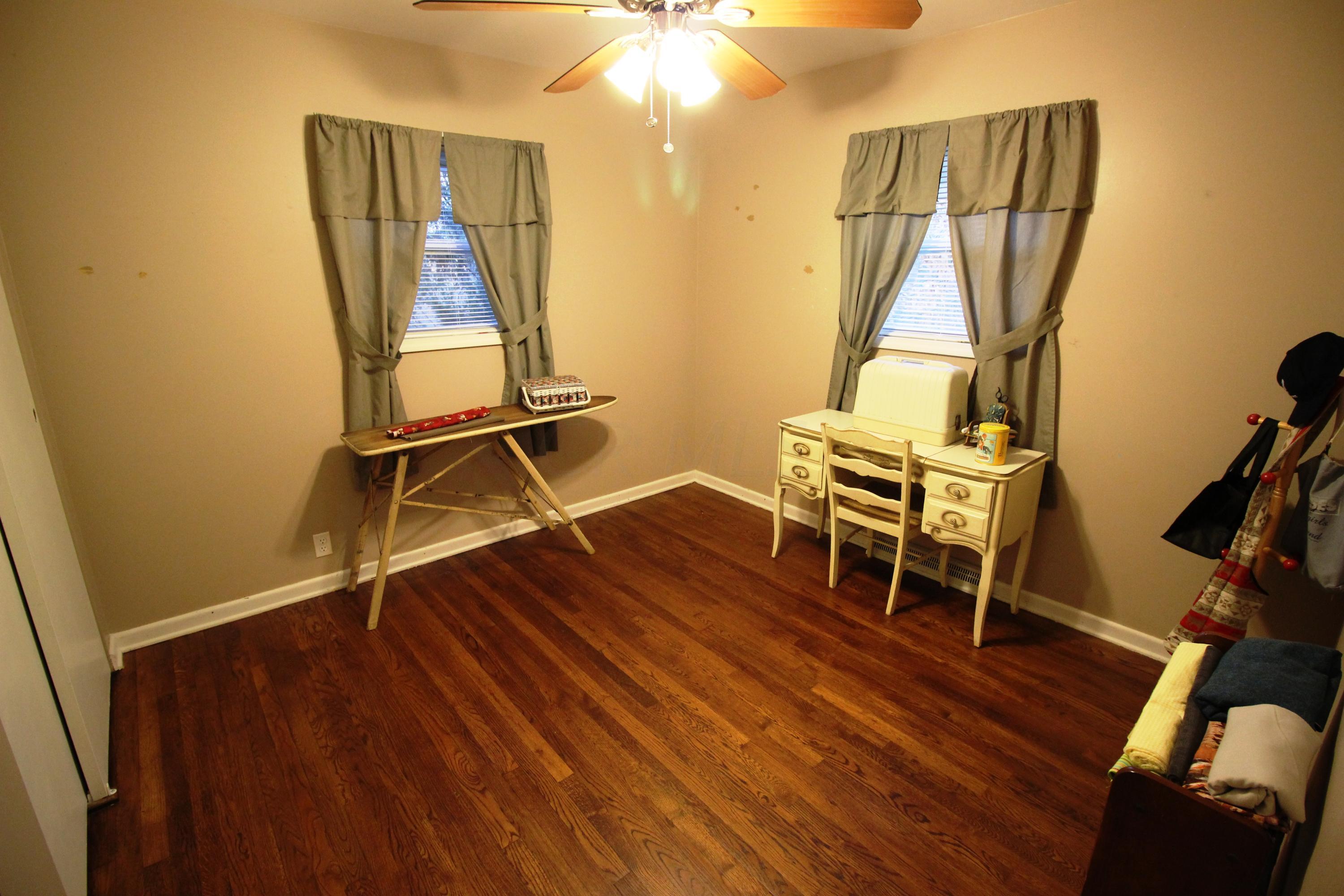 5281 Fairmount Road Newark, OH 43056 - Photo 17 of 30