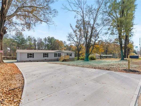 $228,999 | 401 Mormon Church Road, Seneca, SC 29678