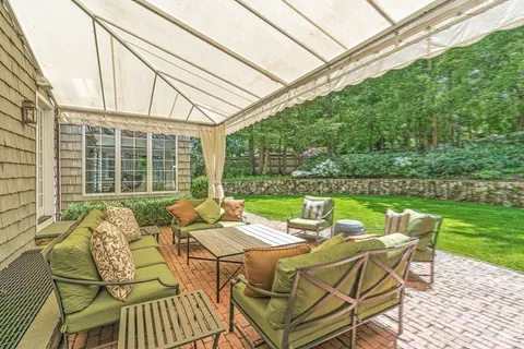$5,100,000 | 200 Cliff Road, Wellesley, MA 02481