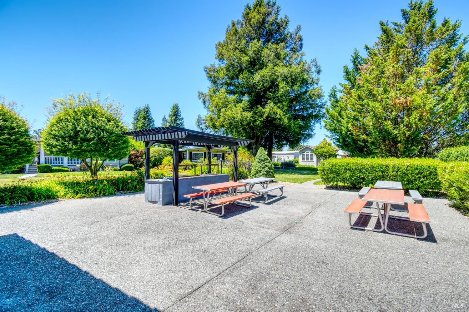 120 Shamrock Circle Santa Rosa, CA 95403 - Photo 42 of 45 BBQ area
