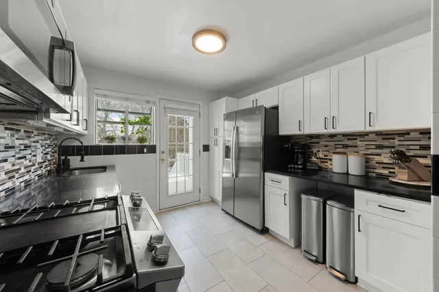 $425,000 | 626 South Main Street, Lombard, IL 60148