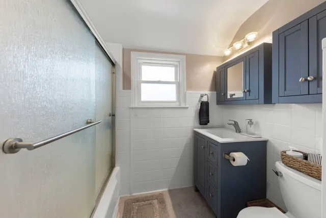 $425,000 | 626 South Main Street, Lombard, IL 60148