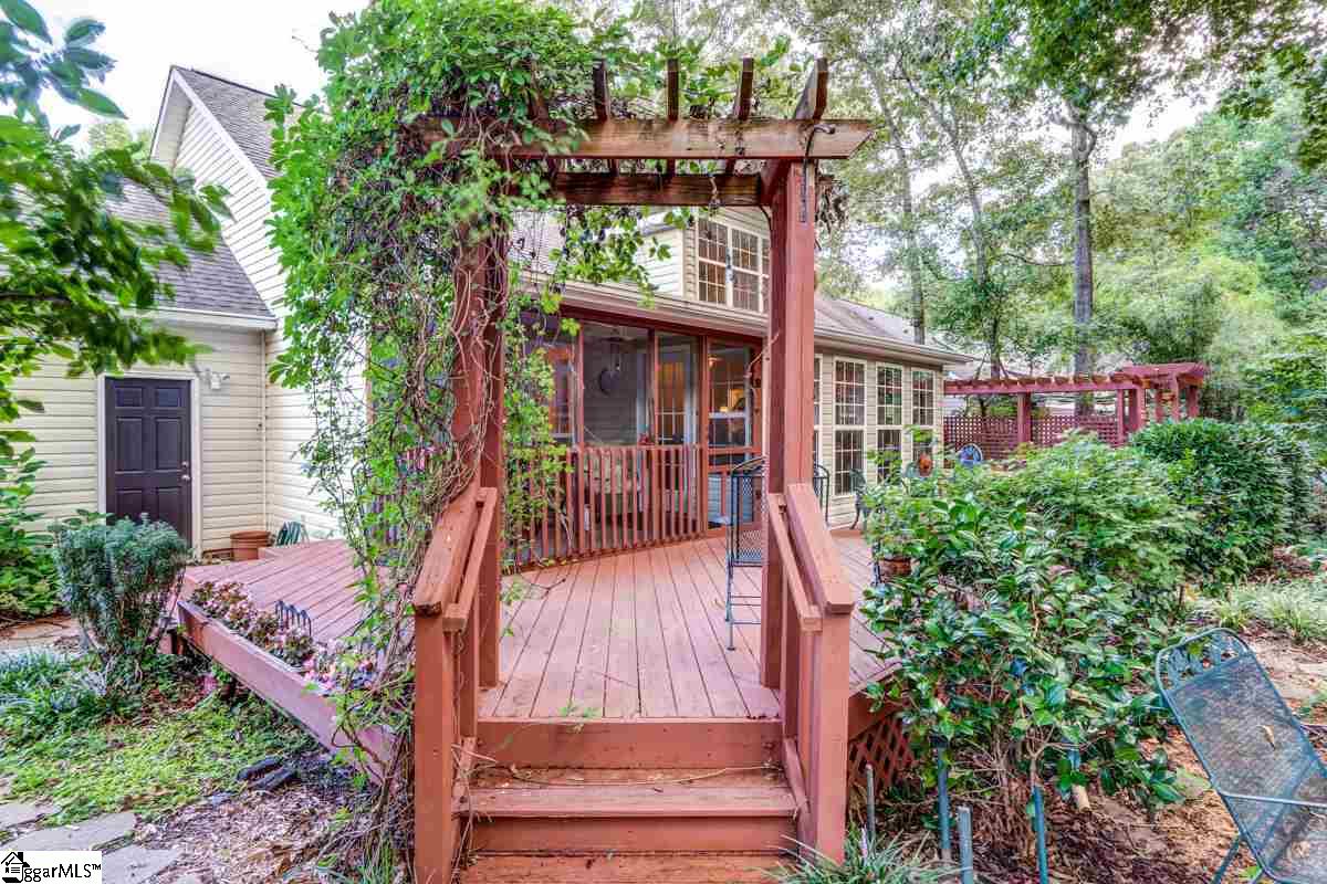 111 Robertson Road Taylors, SC 29687 - Photo 31 of 36 Gallery Image 31