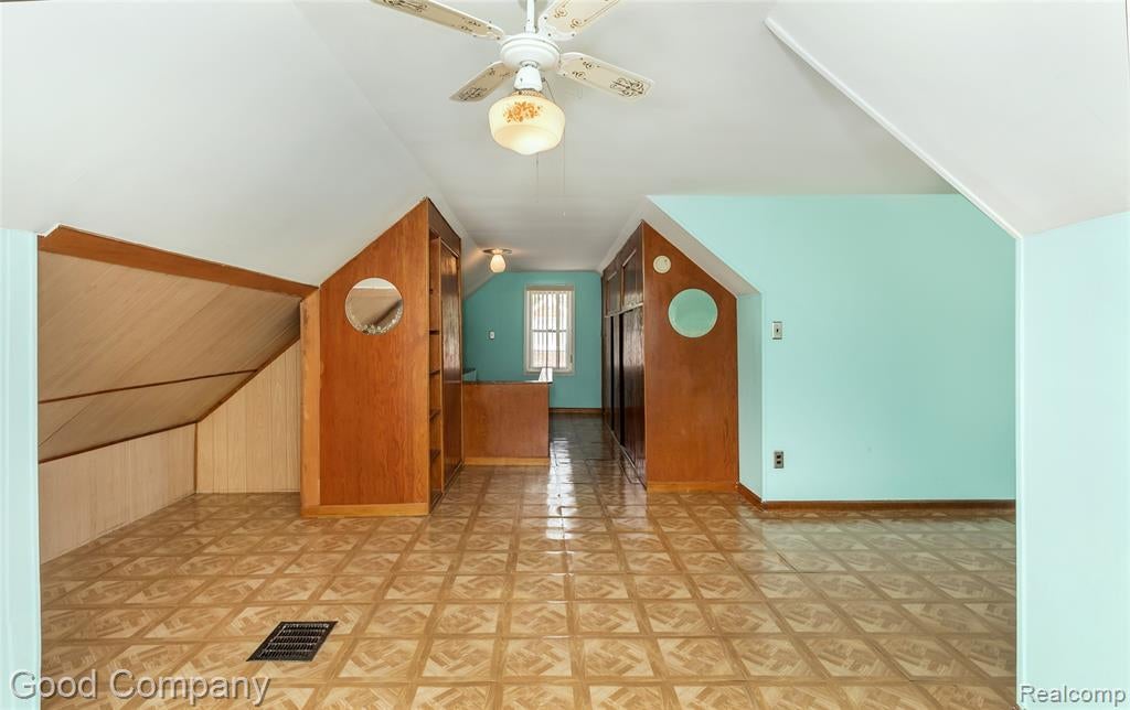 4105 Durham Road Royal Oak, MI 48073 - Photo 30 of 36 Gallery Image 30