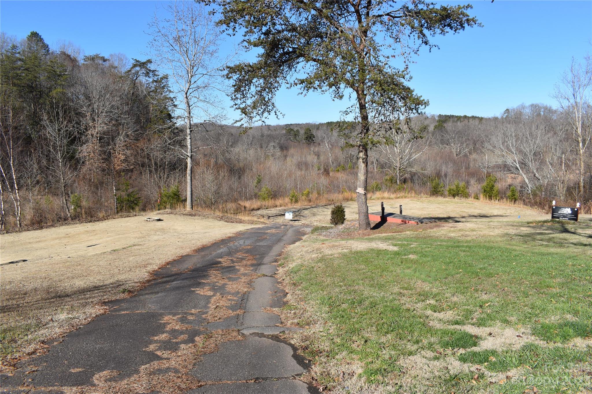 2575 Mountain View Road Hickory, NC 28602 - Photo 12 of 17 Gallery Image 12