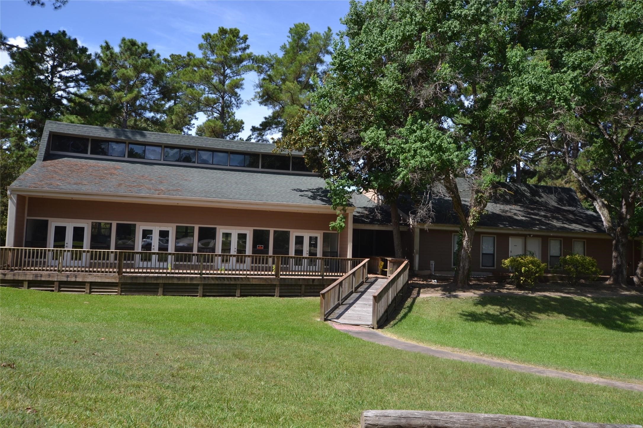361 Noel Livingston, TX 77351 - Photo 21 of 23 front view of house with a yard