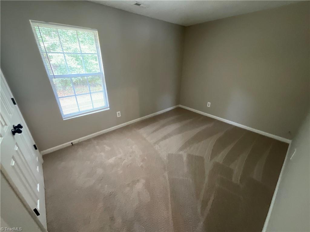 2711 Ingleside Drive High Point, NC 27265 - Photo 18 of 24