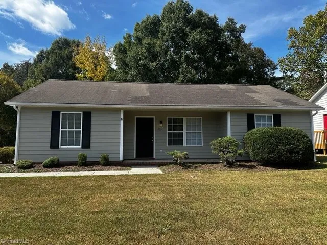 $1,795 | 2711 Ingleside Drive, High Point, NC 27265