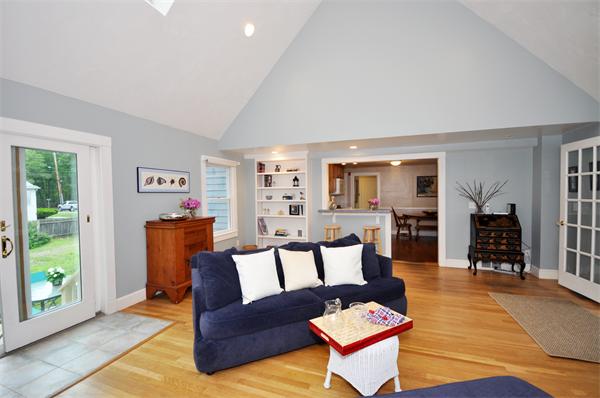 467 Laws Brook Road Concord, MA 01742 - Photo 11 of 25 Gallery Image 11