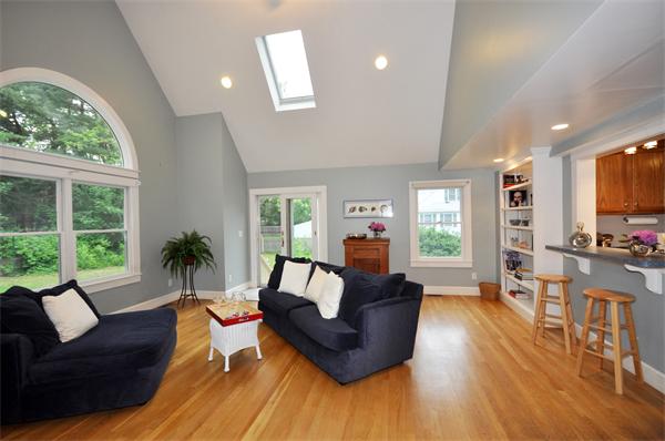 467 Laws Brook Road Concord, MA 01742 - Photo 2 of 25 Gallery Image 2