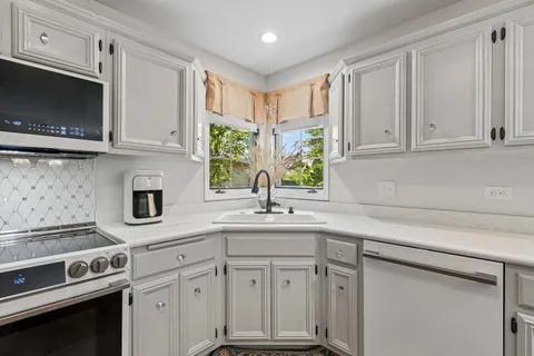 $498,000 | 2155 Arthurs Pass, New Lenox, IL 60451