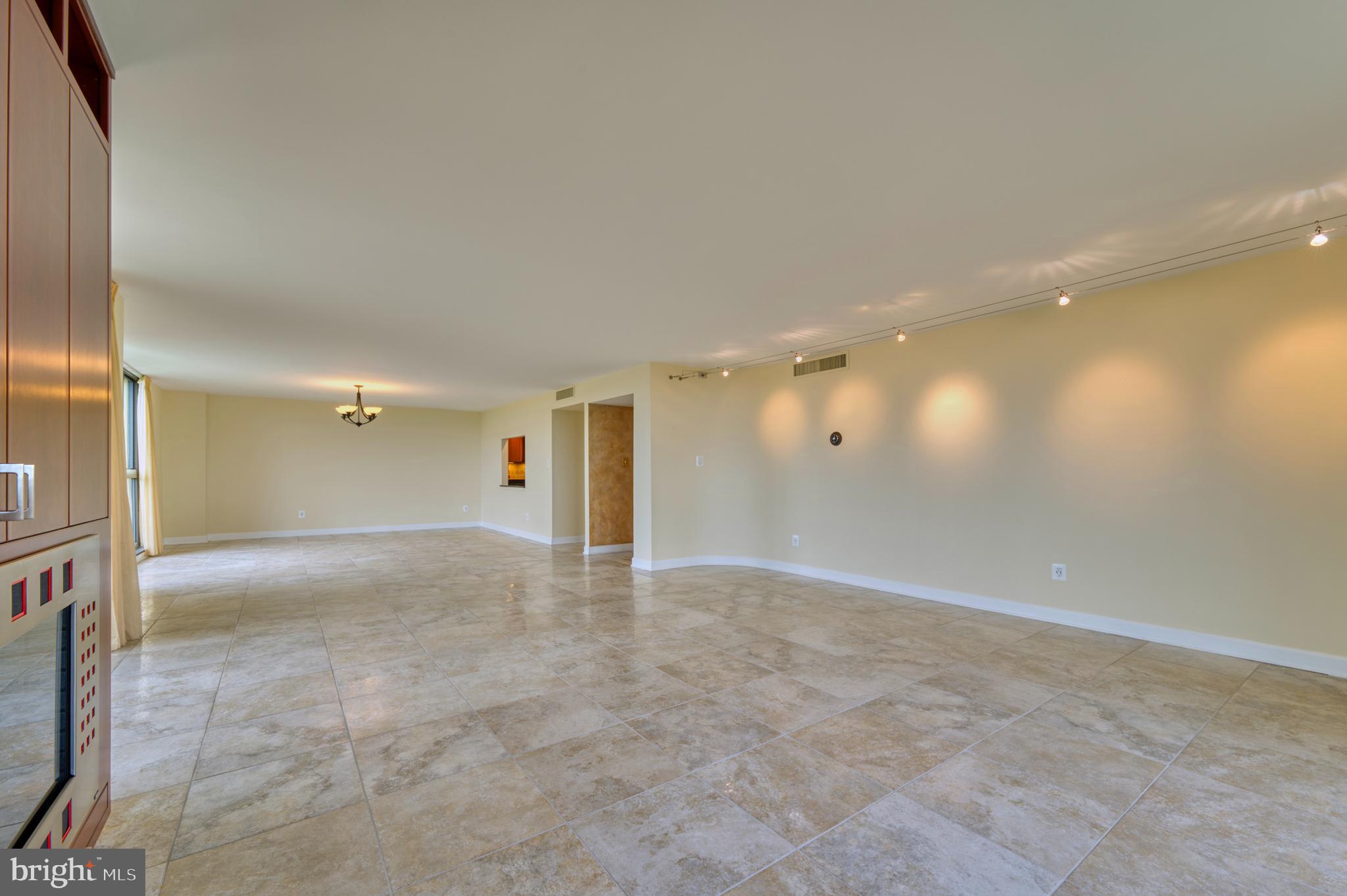 1101 South Arlington Ridge Road, Unit 616 Arlington, VA 22202 - Photo 20 of 57