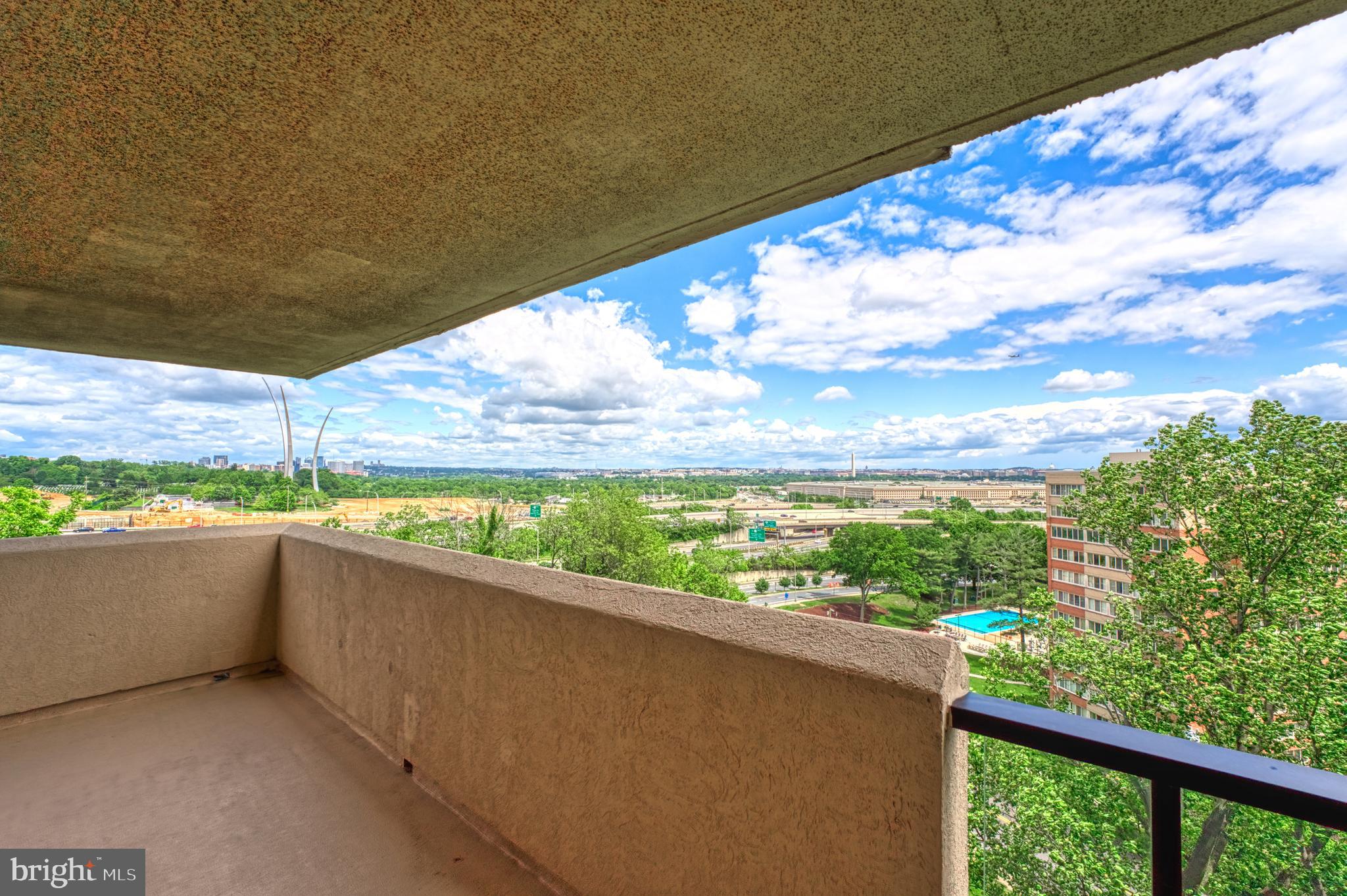 1101 South Arlington Ridge Road, Unit 616 Arlington, VA 22202 - Photo 28 of 57 Huge Balcony