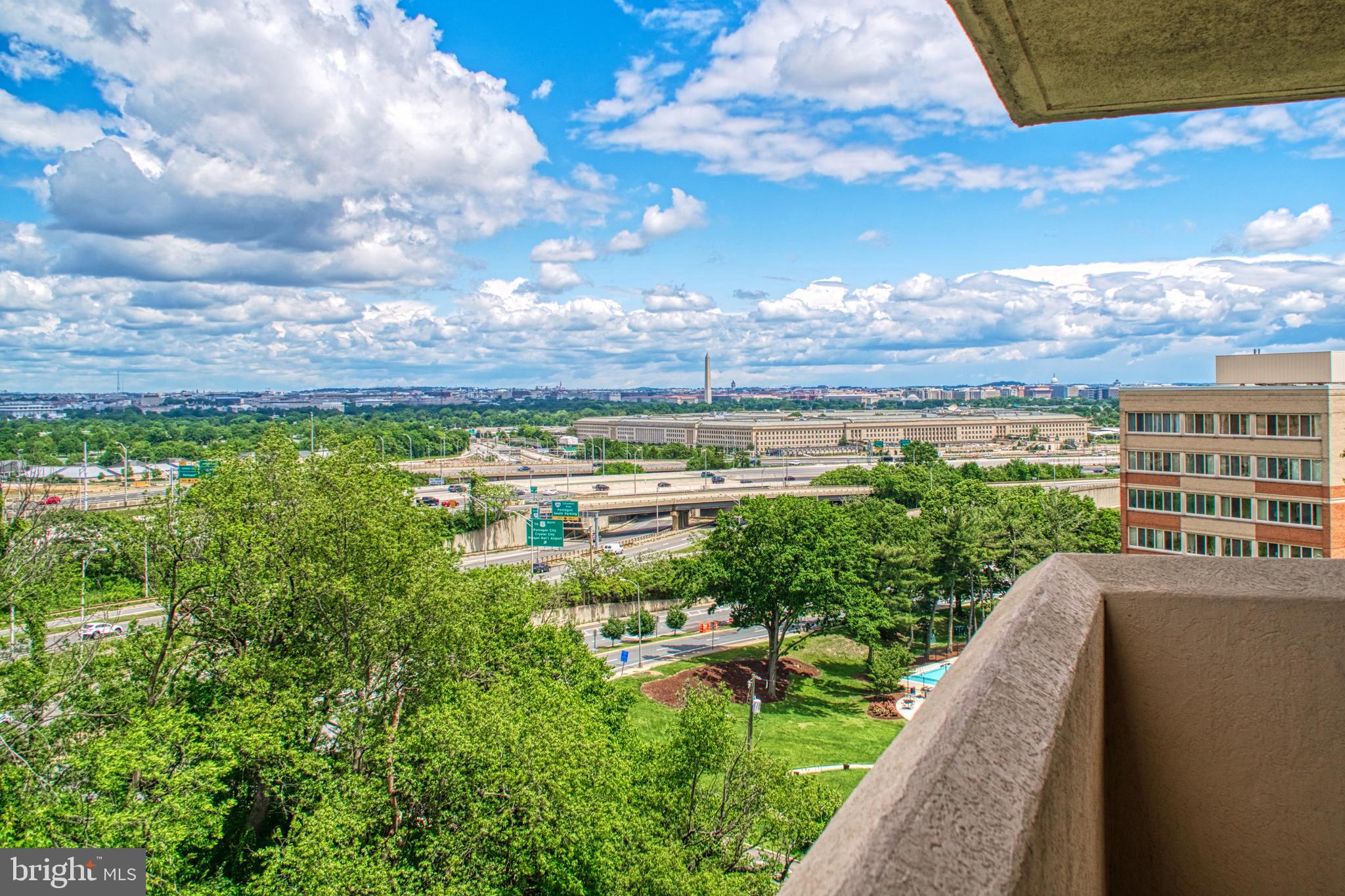 1101 South Arlington Ridge Road, Unit 616 Arlington, VA 22202 - Photo 32 of 57 THIS VIEW!!