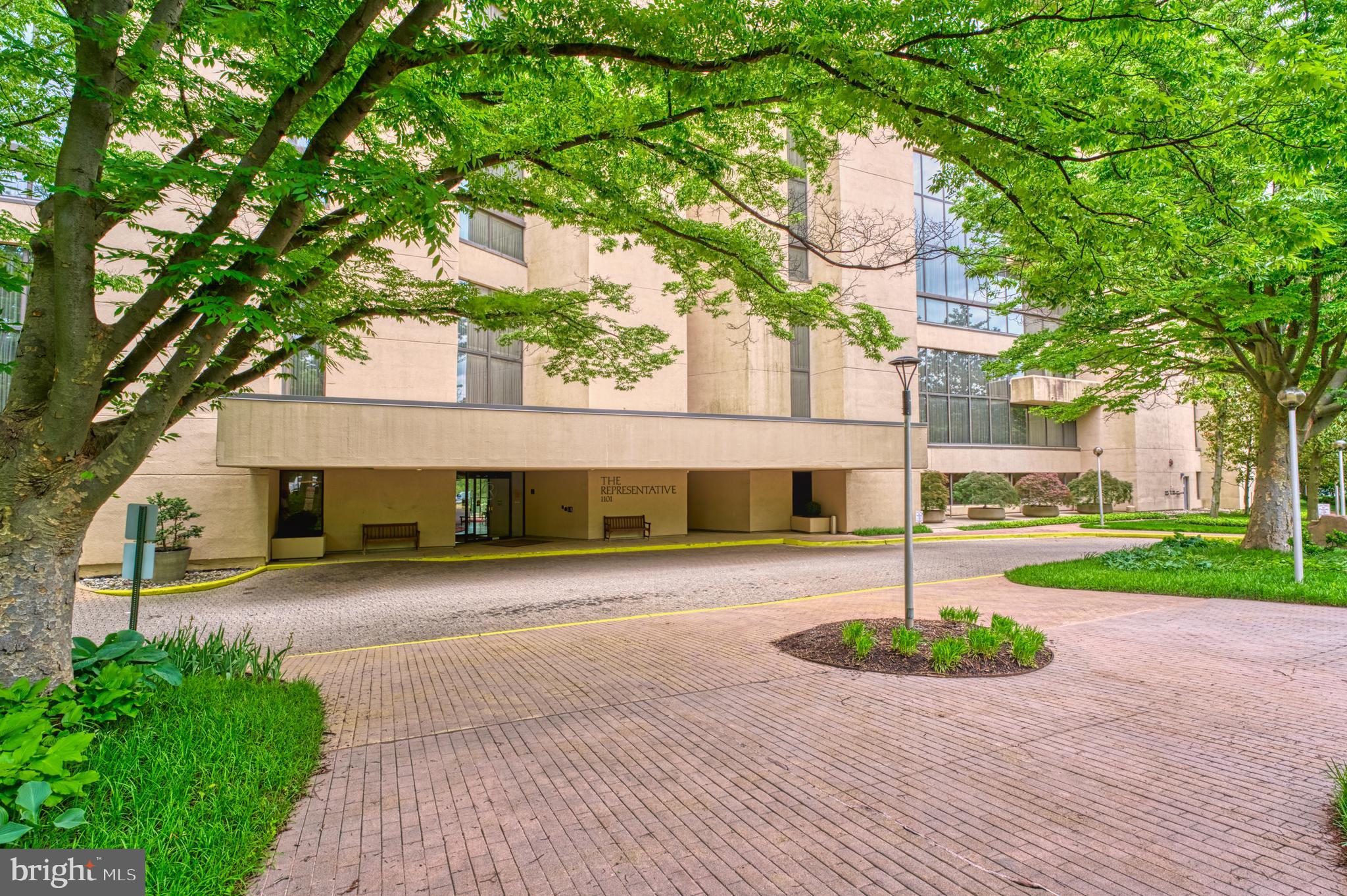 1101 South Arlington Ridge Road, Unit 616 Arlington, VA 22202 - Photo 5 of 57
