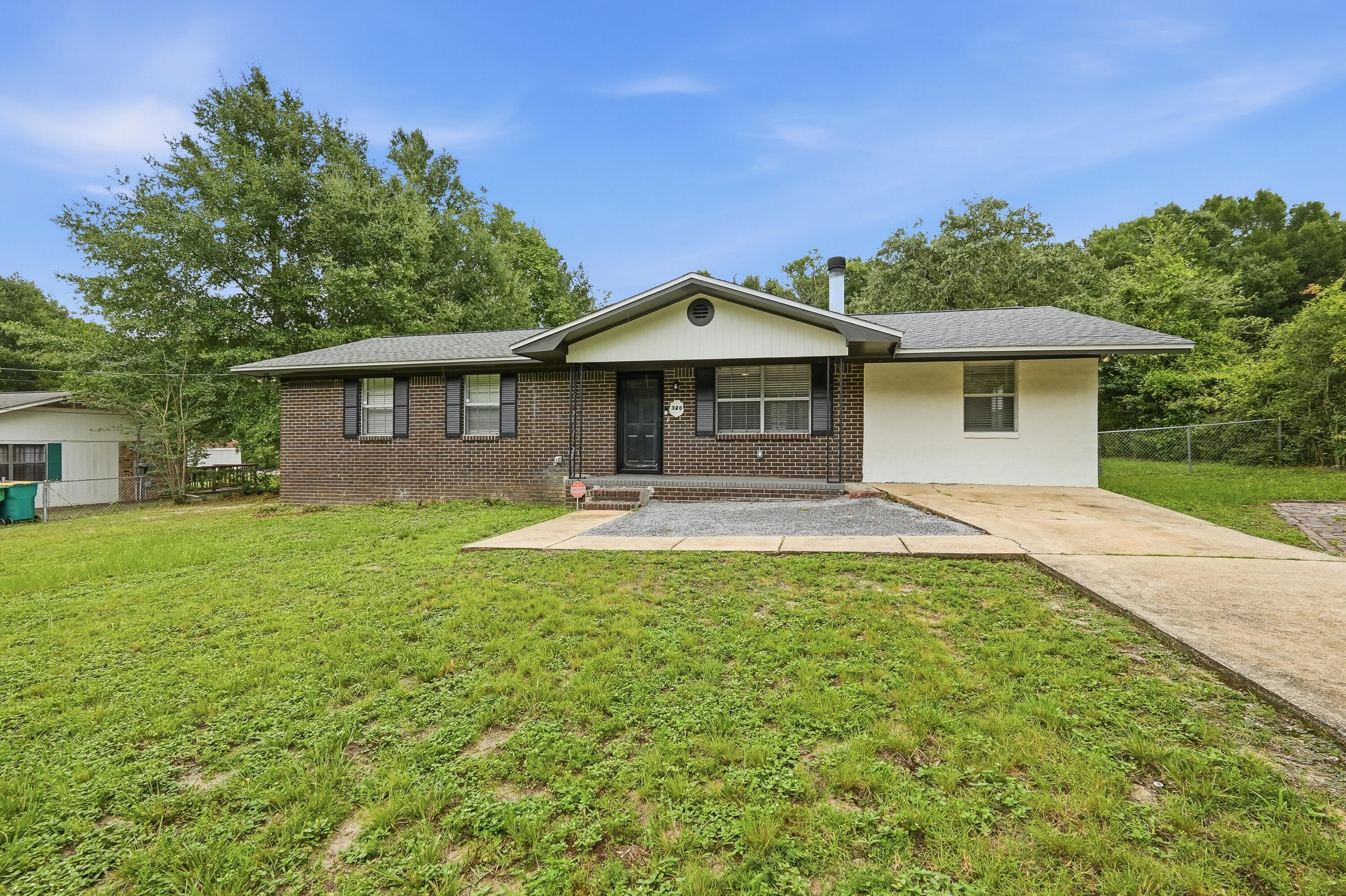 320 Forrest Parkway Crestview, FL 32539 - Photo 4 of 47 320 forrest pkwy-10