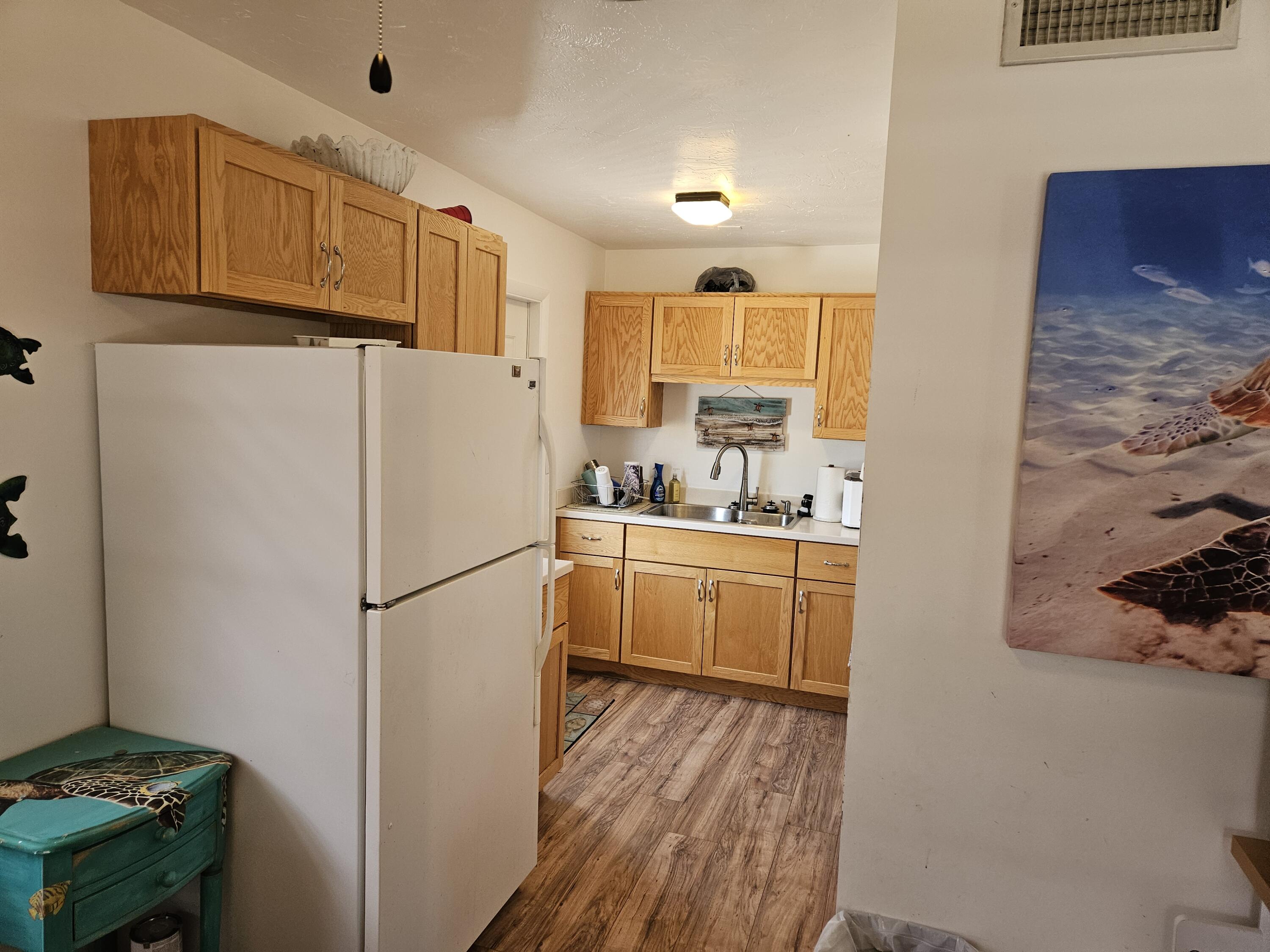 711 State Road, Unit 4A Summerland Key, FL 33042 - Photo 11 of 28 kitchen