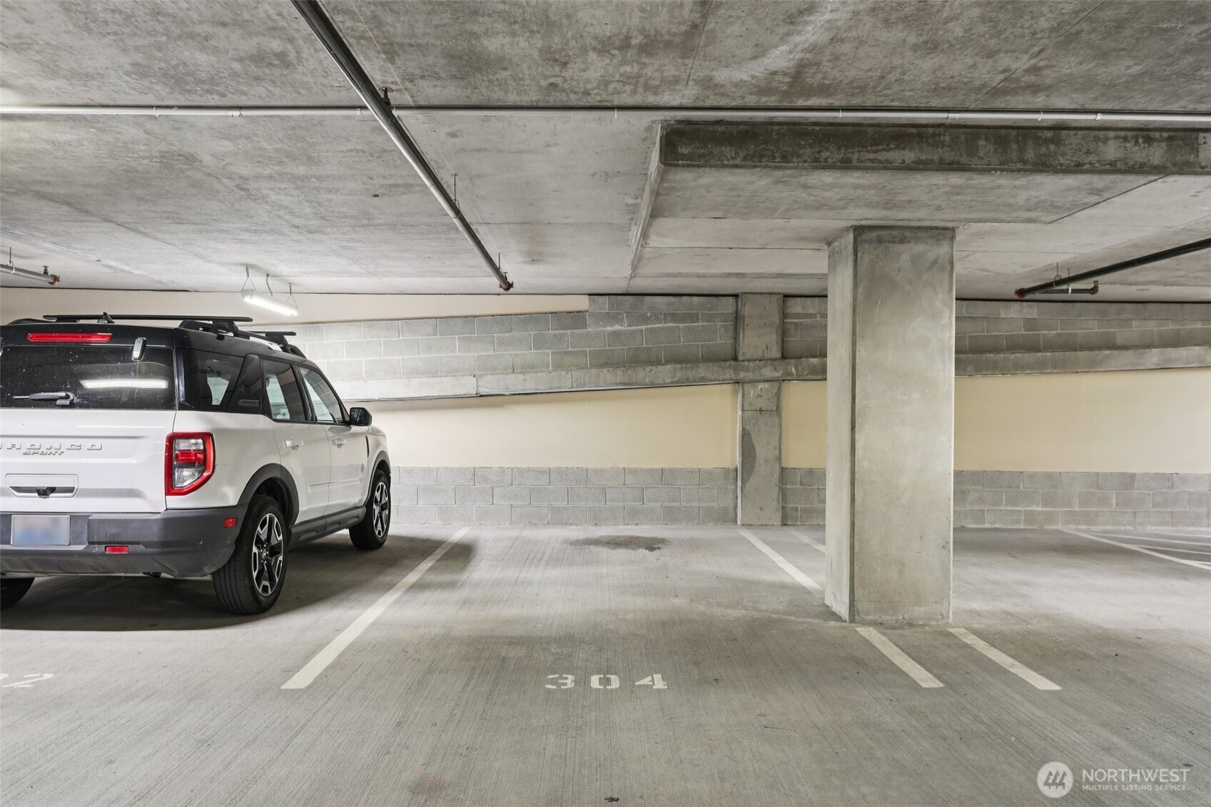 900 Lenora Street, Unit W106 Seattle, WA 98121 - Photo 18 of 40 a view of a car garage