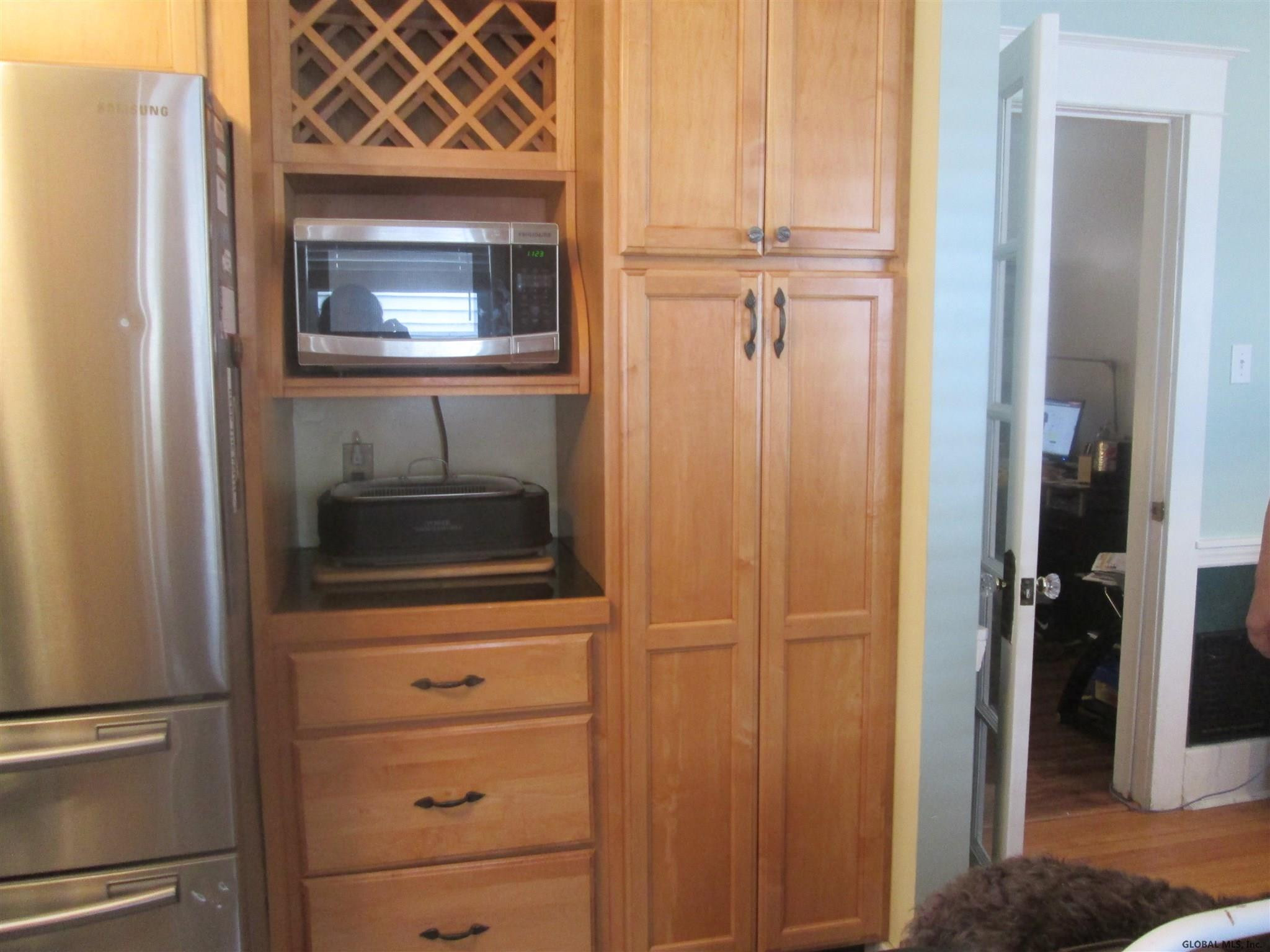 22 Irving Road Scotia, NY 12302 - Photo 11 of 30 Photo 11