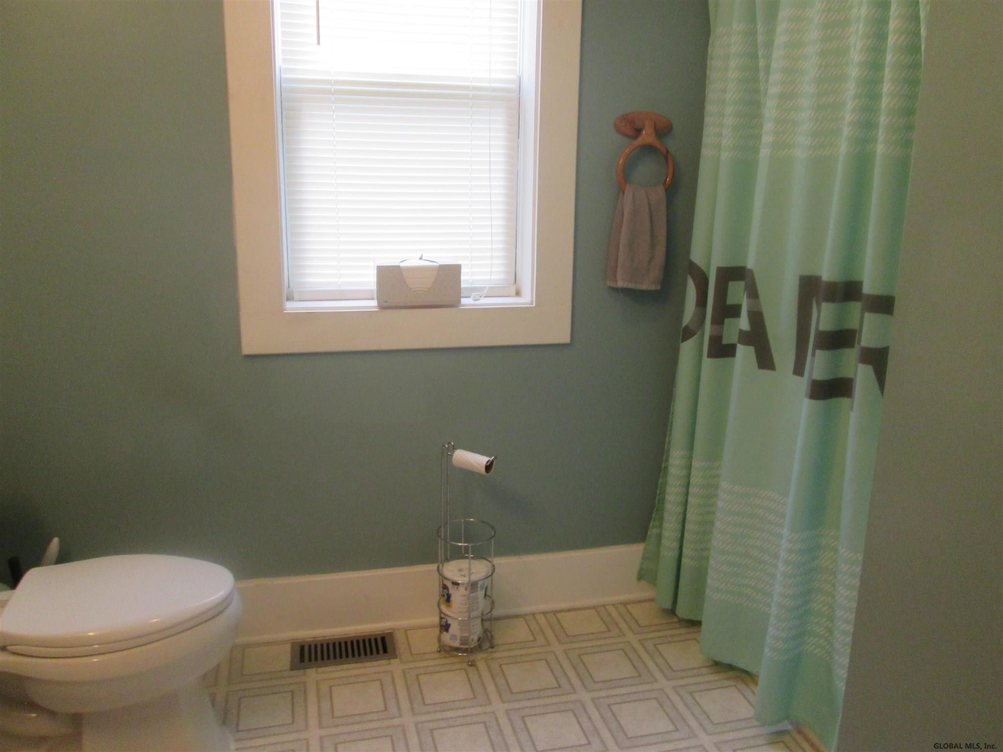 22 Irving Road Scotia, NY 12302 - Photo 14 of 30 Photo 14