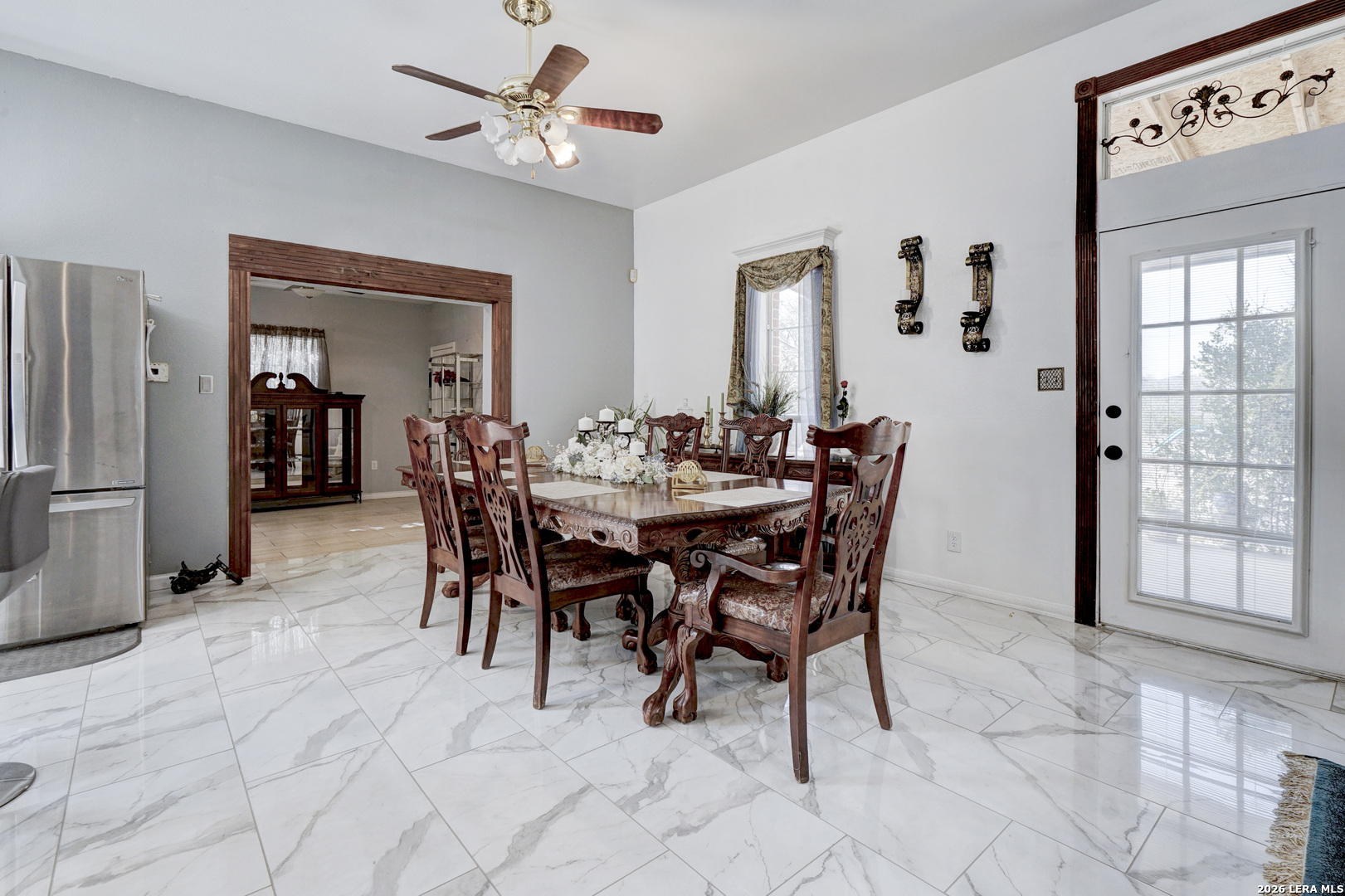 309 South Rolling Oaks Lane San Antonio, TX 78253 - Photo 12 of 43 a dining room with furniture and window