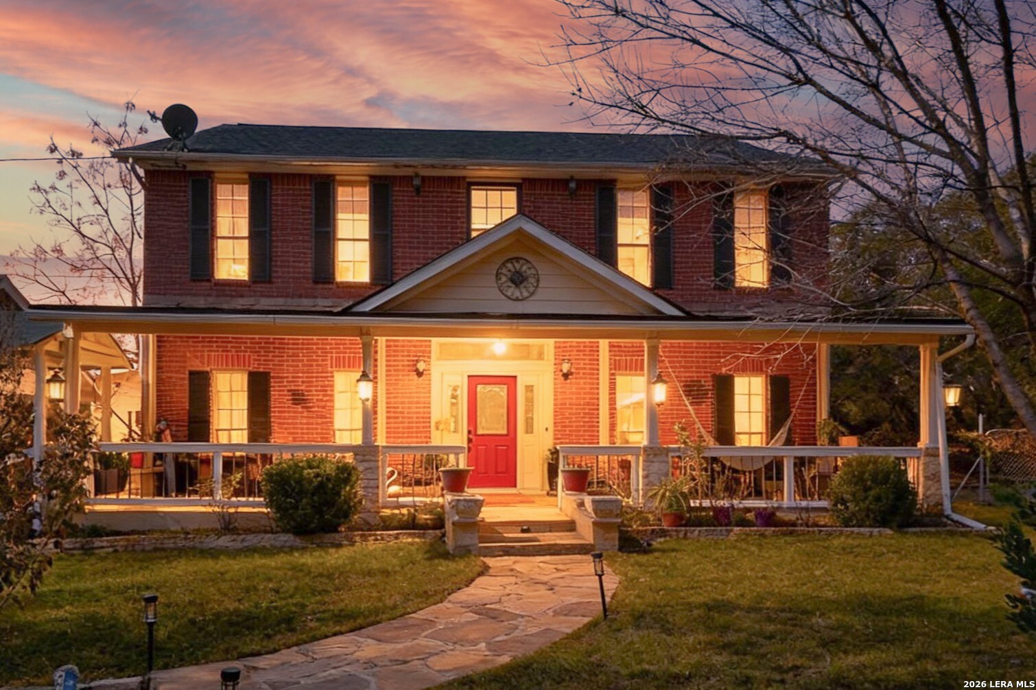309 South Rolling Oaks Lane San Antonio, TX 78253 - Photo 4 of 43 a view of a building with a yard