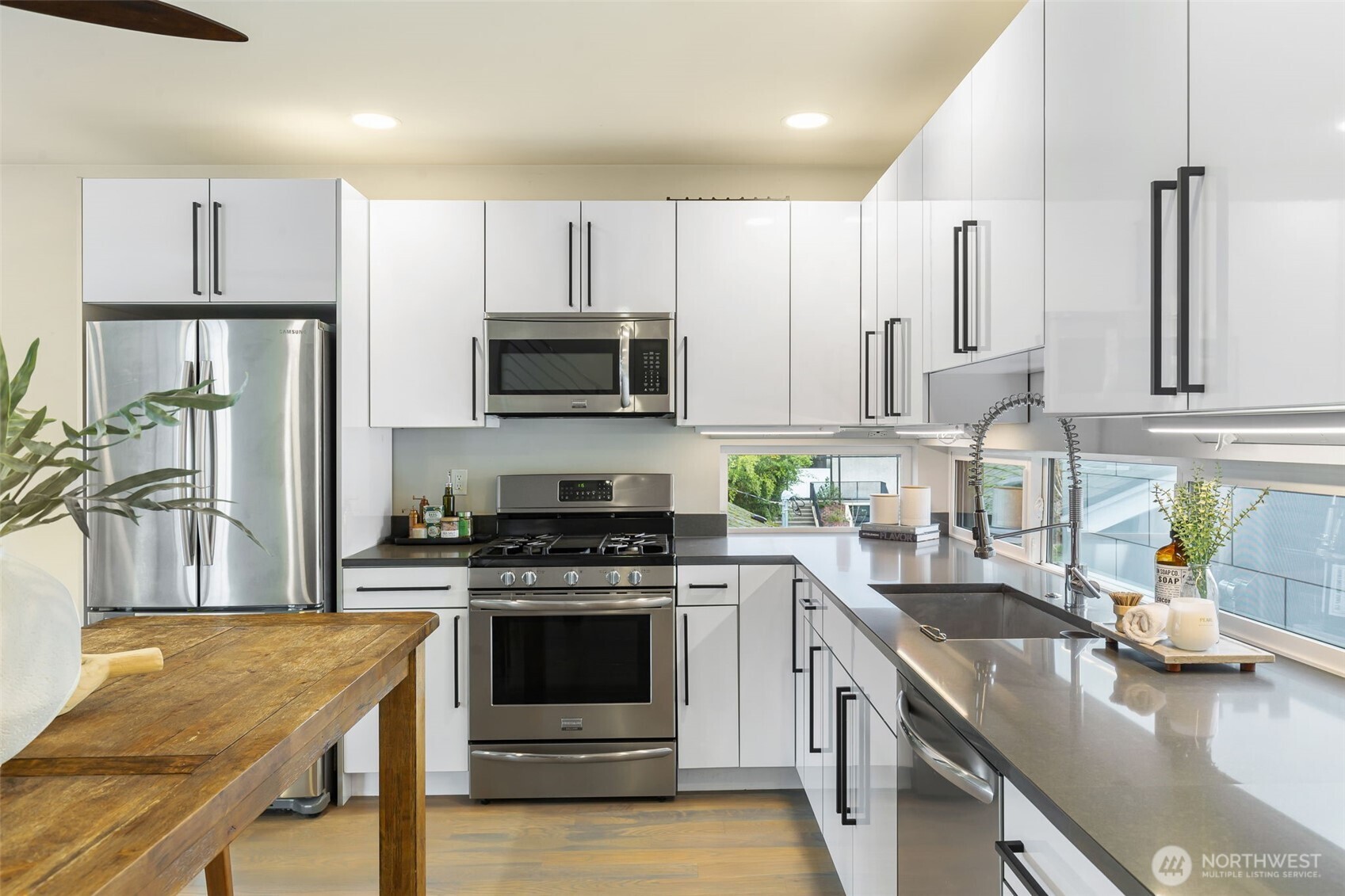 2007 Northwest 63rd Street, Unit B Seattle, WA 98107 - Photo 18 of 28