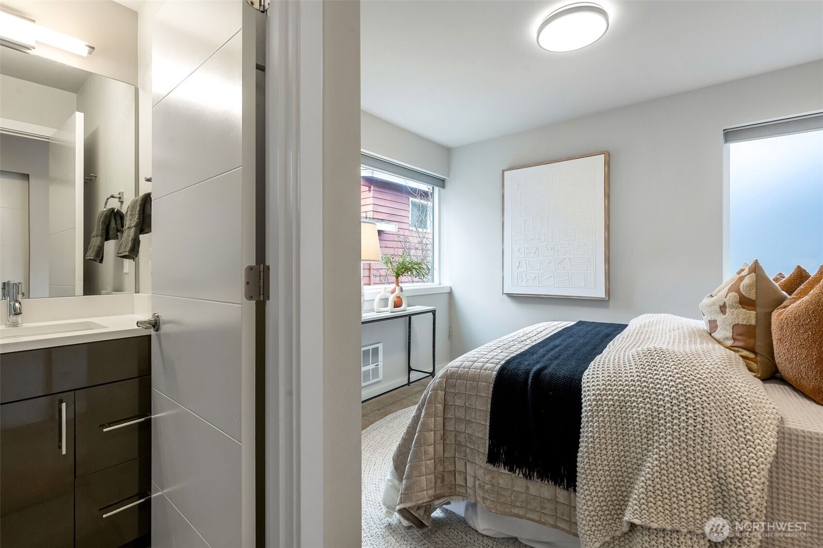 2007 Northwest 63rd Street, Unit B Seattle, WA 98107 - Photo 7 of 28