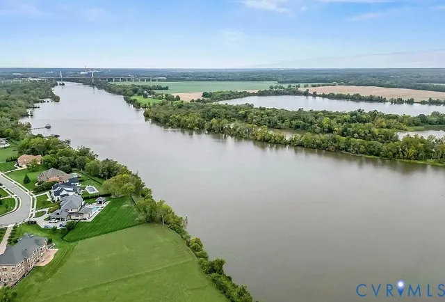 $547,000 | 1706 Mainsail Lane, Chester, VA 23836