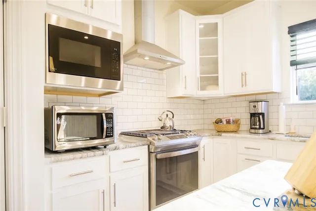 $547,000 | 1706 Mainsail Lane, Chester, VA 23836