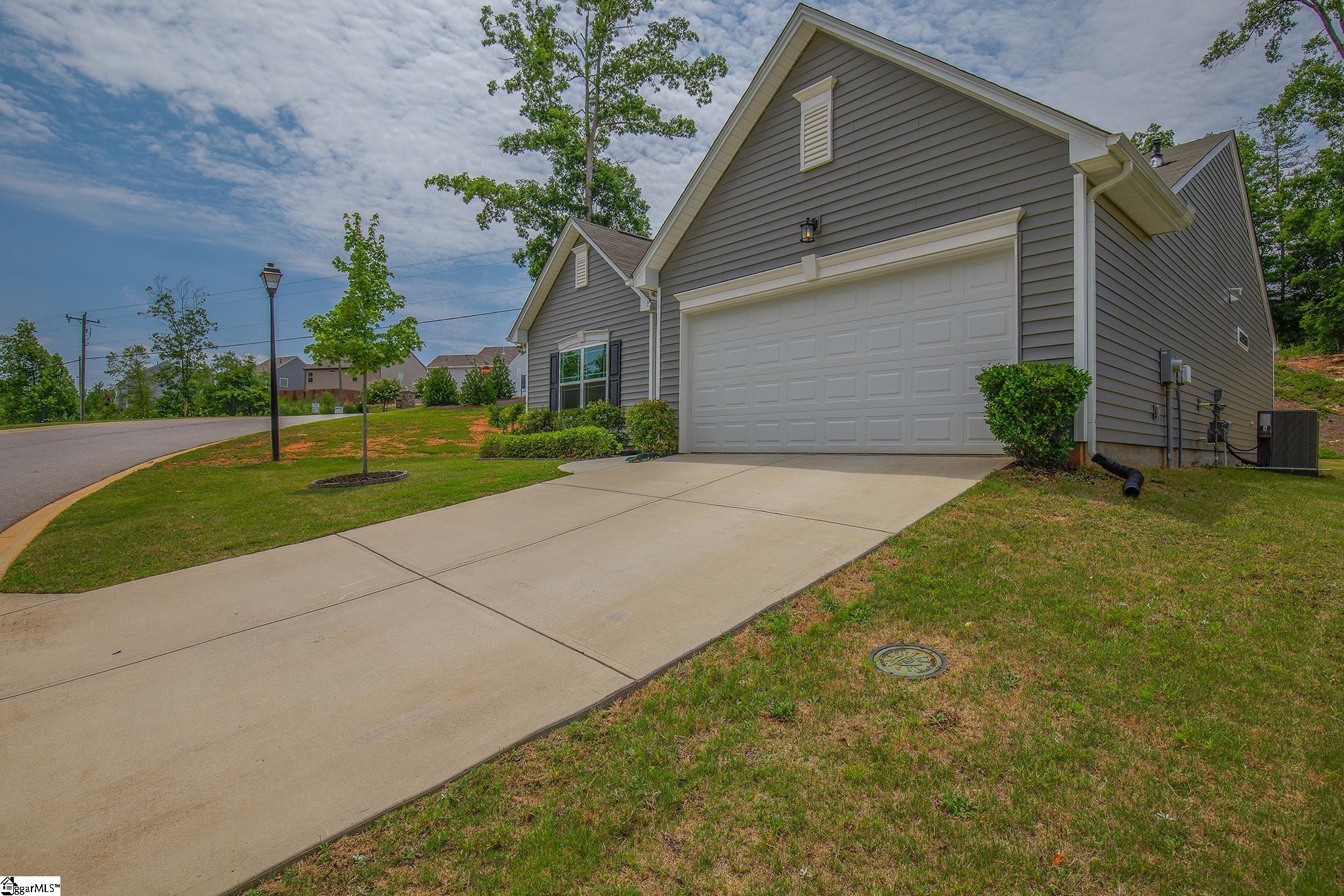 3 Talisker Way Greenville, SC 29607 - Photo 4 of 25 Gallery Image 4