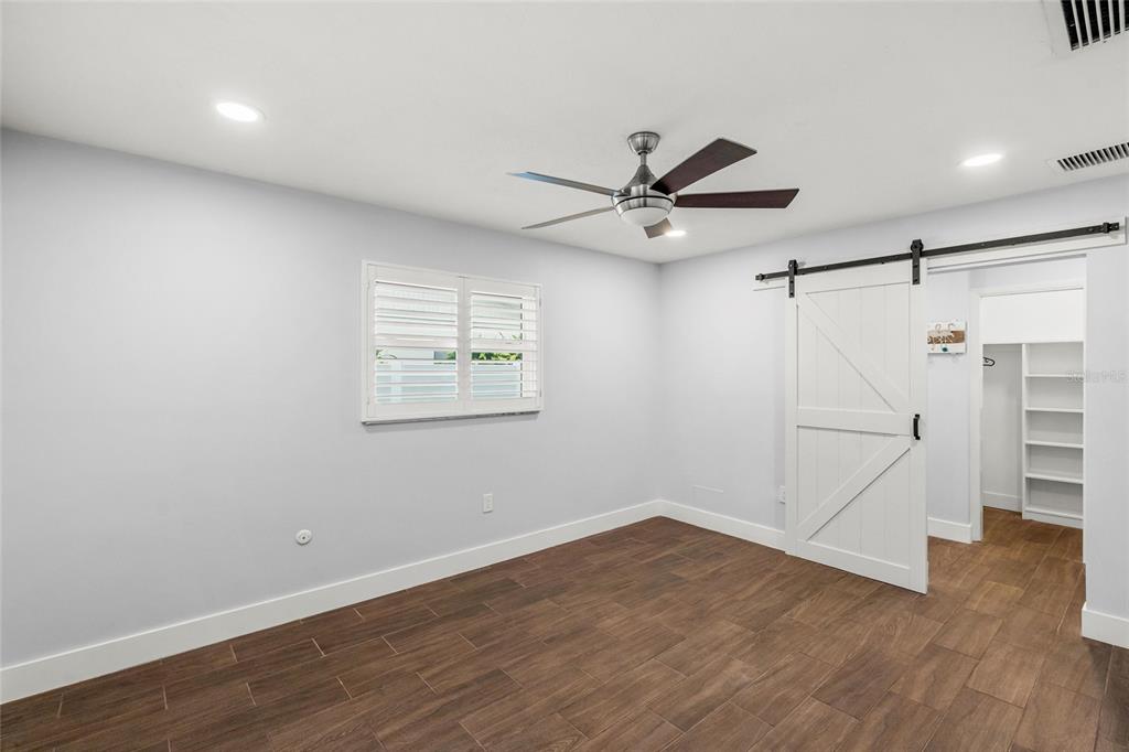 3405 South Lockwood Ridge Road Sarasota, FL 34239 - Photo 20 of 43