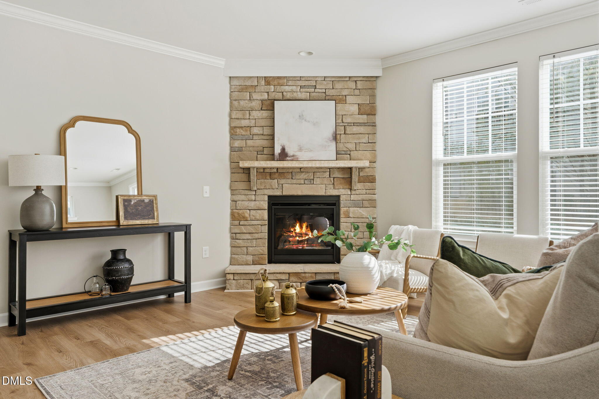 624 Newlyn Drive Raleigh, NC 27606 - Photo 11 of 23 Living Area