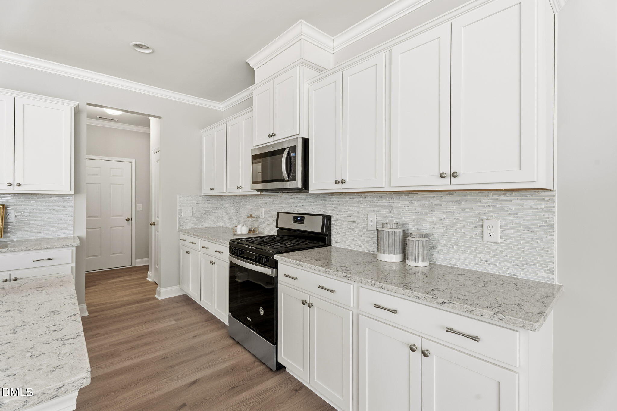624 Newlyn Drive Raleigh, NC 27606 - Photo 9 of 23 Kitchen
