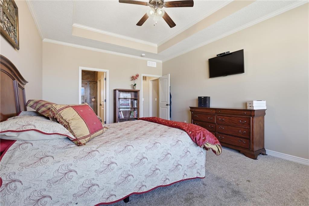 2400 Southwest River Spring Road Lee's Summit, MO 64082 - Photo 11 of 37