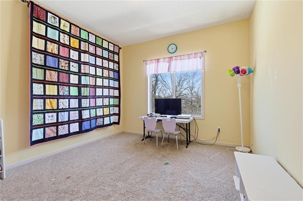 2400 Southwest River Spring Road Lee's Summit, MO 64082 - Photo 15 of 37