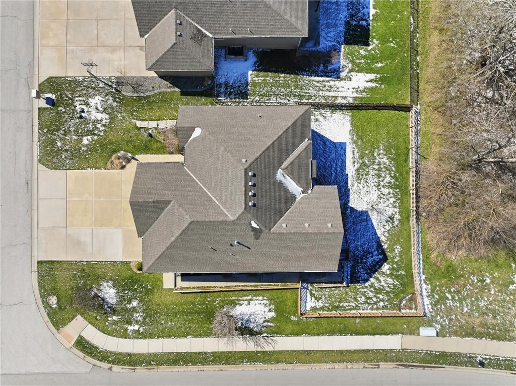 2400 Southwest River Spring Road Lee's Summit, MO 64082 - Photo 32 of 37