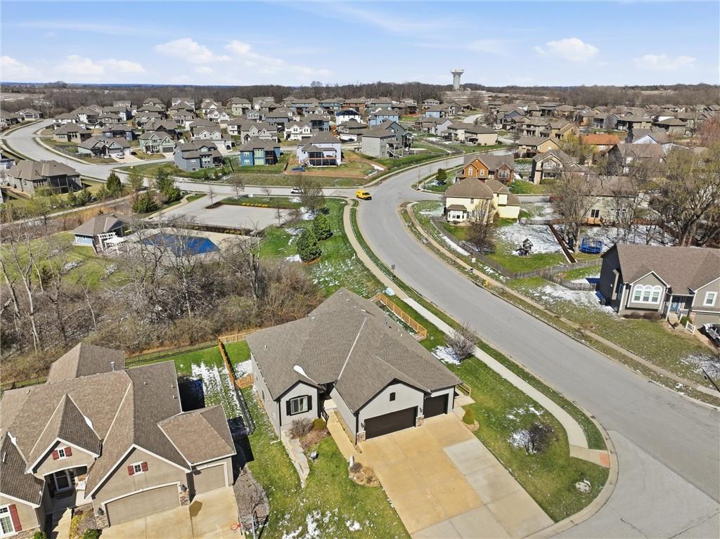 2400 Southwest River Spring Road Lee's Summit, MO 64082 - Photo 34 of 37