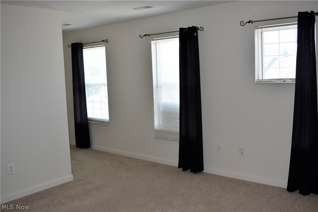 28340 Center Ridge Road, Unit 128 Westlake, OH 44145 - Photo 7 of 15 Master Suite with computer nook