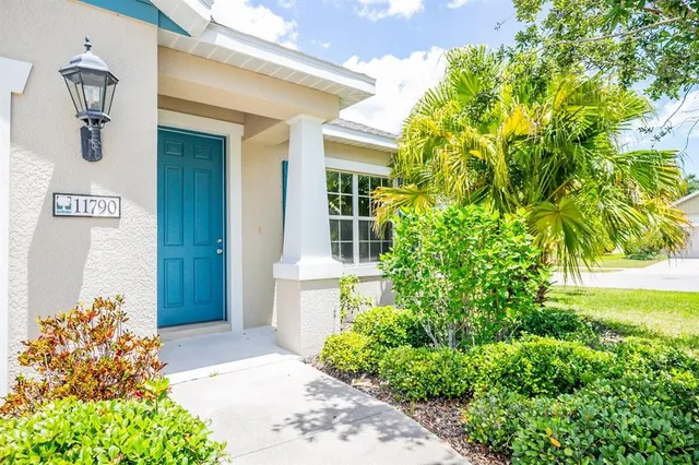 $2,500 | 11790 Fennemore Way, Parrish, FL 34219