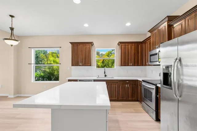 $2,500 | 11790 Fennemore Way, Parrish, FL 34219