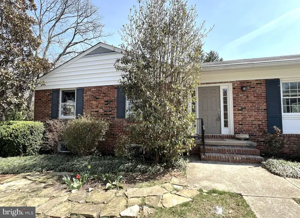 $6,500 | 1201 Allendale Road, McLean, VA 22101