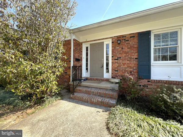 $6,500 | 1201 Allendale Road, McLean, VA 22101