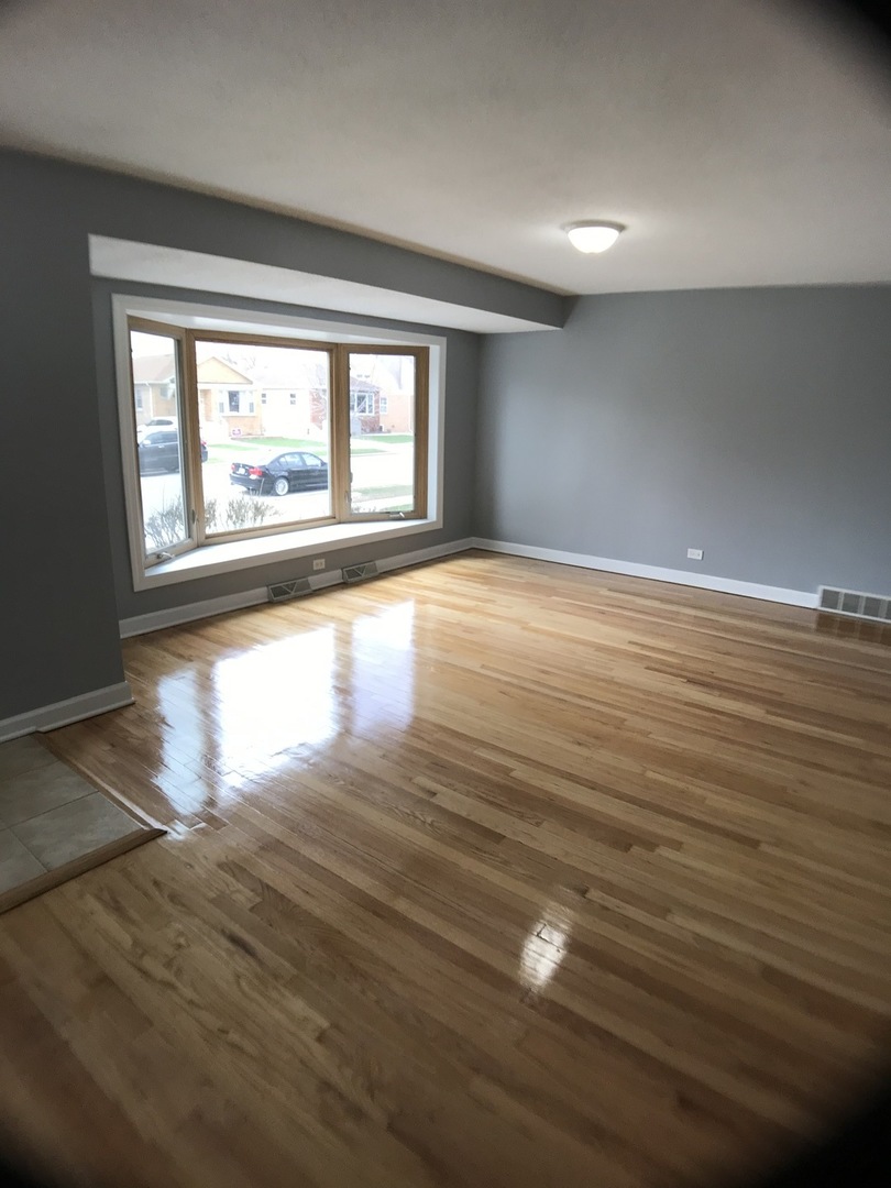 9339 South Harding Avenue Evergreen Park, IL 60805 - Photo 18 of 33