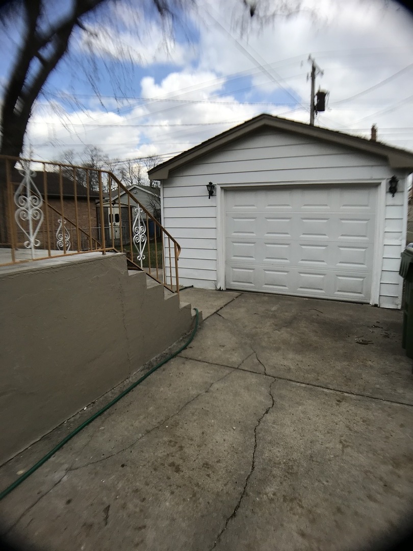 9339 South Harding Avenue Evergreen Park, IL 60805 - Photo 29 of 33