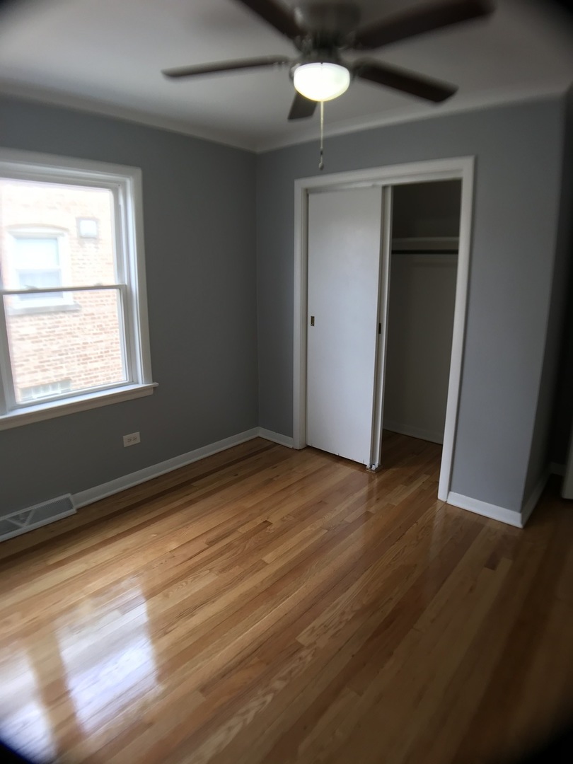 9339 South Harding Avenue Evergreen Park, IL 60805 - Photo 10 of 33