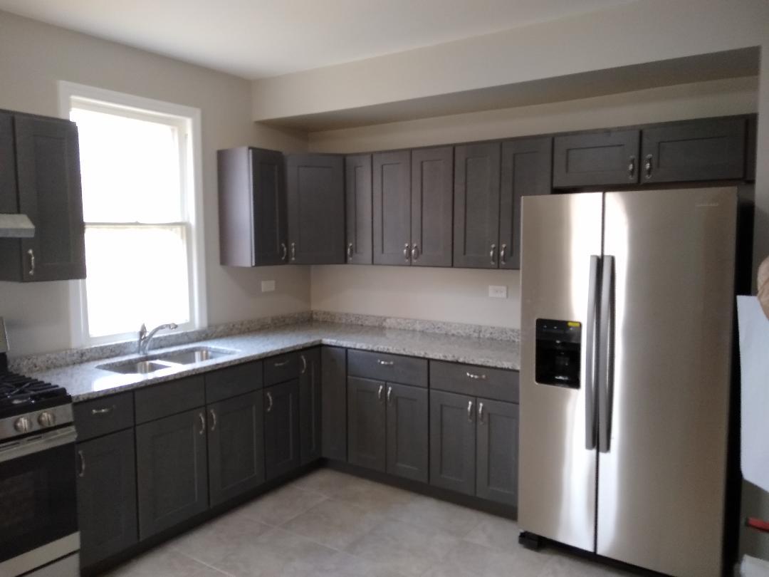 472 North Spring Street Elgin, IL 60120 - Photo 9 of 16